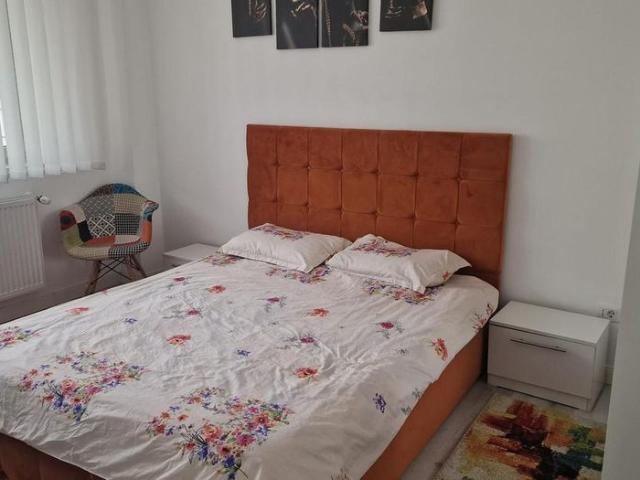 De Inchiriat Apartament 2 Camere decomandat parter Sf.Ilie Suceava