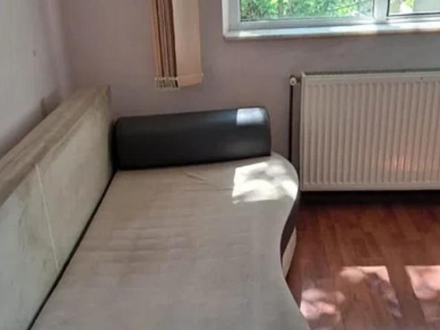 De inchiriat apartament, 2 camere, decomandat, 42 mp, Mircea cel Batran, Liceul Economic Corp B, Cod 162722