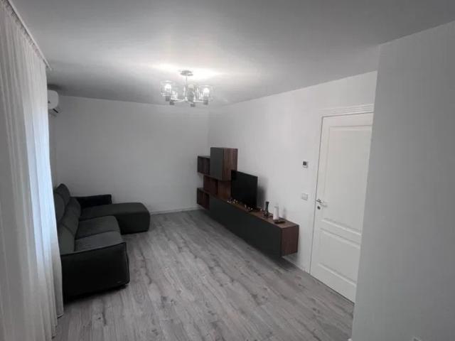 De inchiriat apartament, 2 camere, decomandat, 67 mp, Poitiers, Lidl, Cod 162242