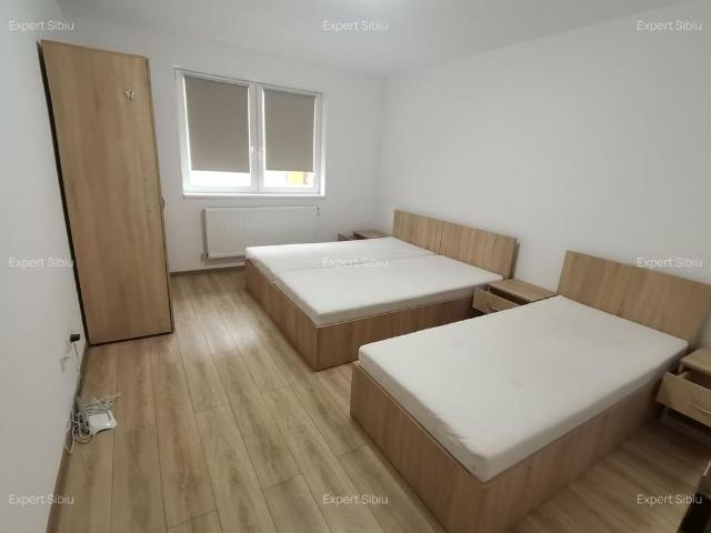 De închiriat apartament 2 camere decomandate – zonă Ciresica