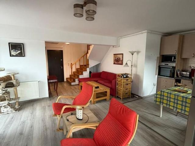 De închiriat – Apartament 3 camere
