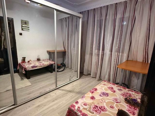 De închiriat apartament 3 camere VIZIRU 1 parter