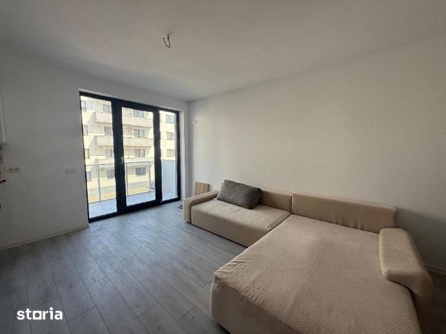De inchiriat Apartament 3 camere, zona Centru Bloc Nou, Alba Mall