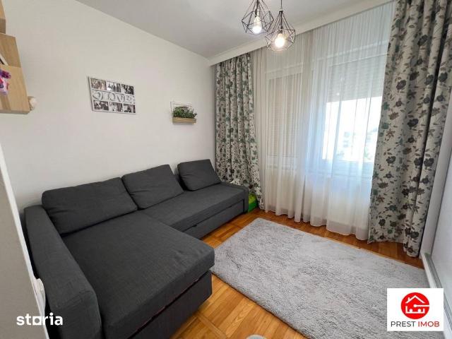 De inchiriat apartament 3 camere in Tudor