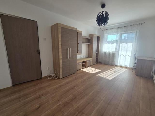 De inchiriat apartament 3 camere Manastur