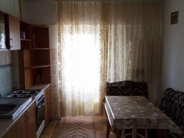 DE INCHIRIAT APARTAMENT 3 CAMERE, PASAJUL OCTAV BANCILA
