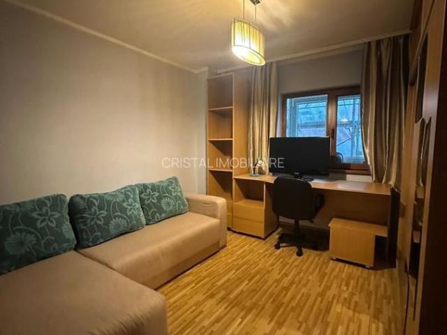 De închiriat: Apartament 3 Camere Spațios | Zona Brâncoveanu