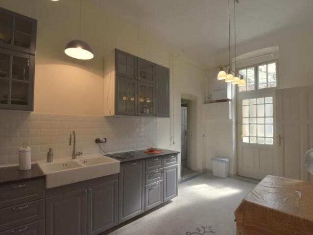 De inchiriat apartament tip studio Ultracentral