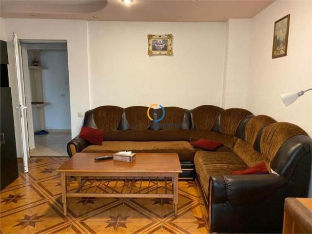 De inchiriat apartament ultracentral, mobilat si utilat