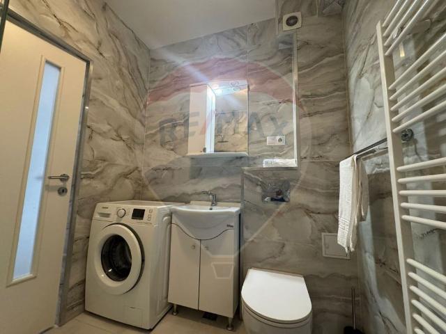 De închiriat apartament cochet în centrul orașului –.