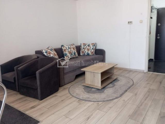 De inchiriat apartament cu 1 camera strada Parang