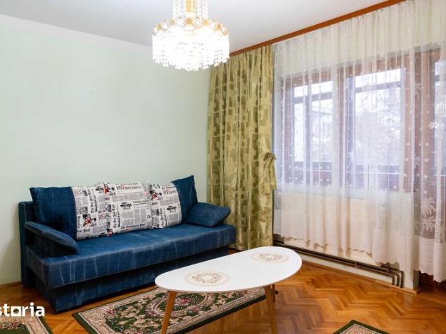 De inchiriat | Apartament | Cu 2 camere | Terasa | Zona centrala