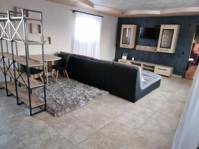 De închiriat apartament cu 2 camere – Zona Iosefin