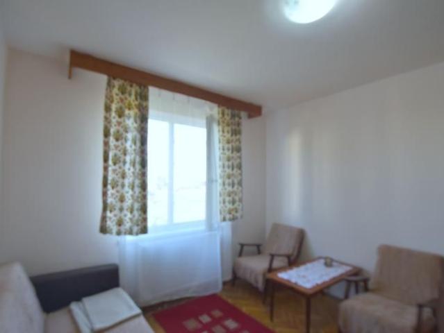 De inchiriat apartament cu 2 camere, decomandat_ Complexul Studentesc