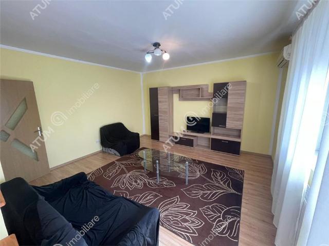 De inchiriat apartament cu 2 camere decomandate balcon si loc parcare in zona Turnisor din Sibiu