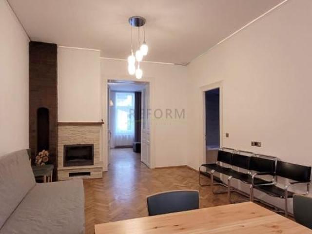 De inchiriat apartament cu 2 camere in zona centrala