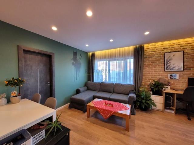 De inchiriat apartament cu 2 camere in Donath Park