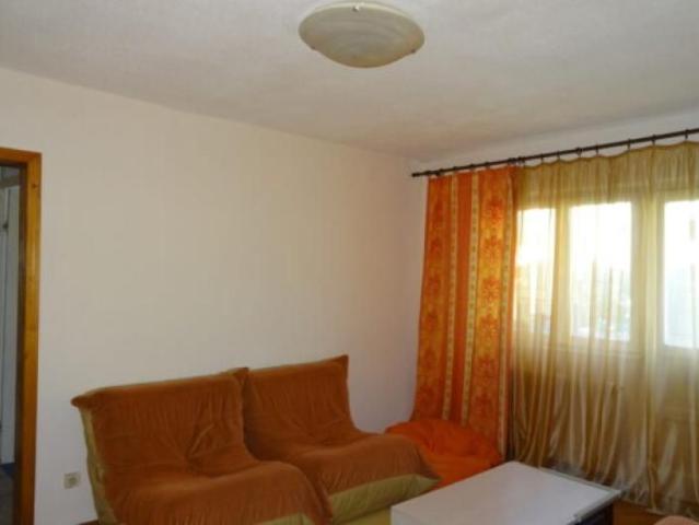 De inchiriat apartament cu 3 camere Girocului, Timis
