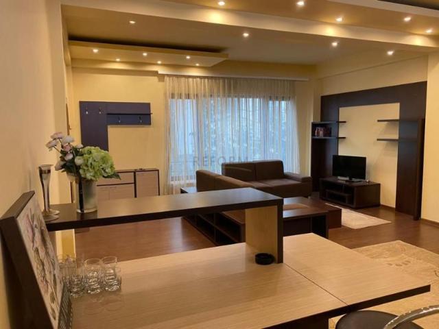 De inchiriat apartament cu 3 camere in cartierul Zorilor
