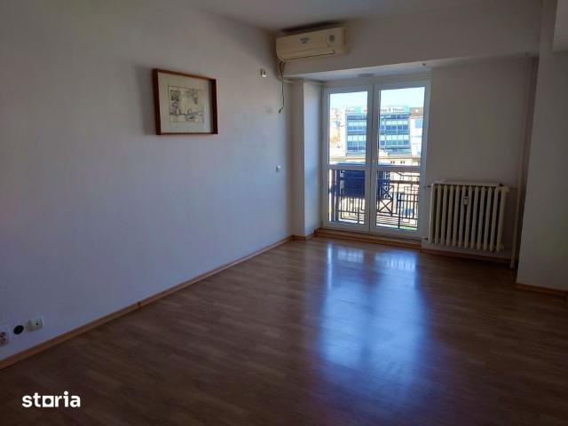 DE INCHIRIAT APARTAMENT CU DOUA CAMERE IN PIATA UNIRII