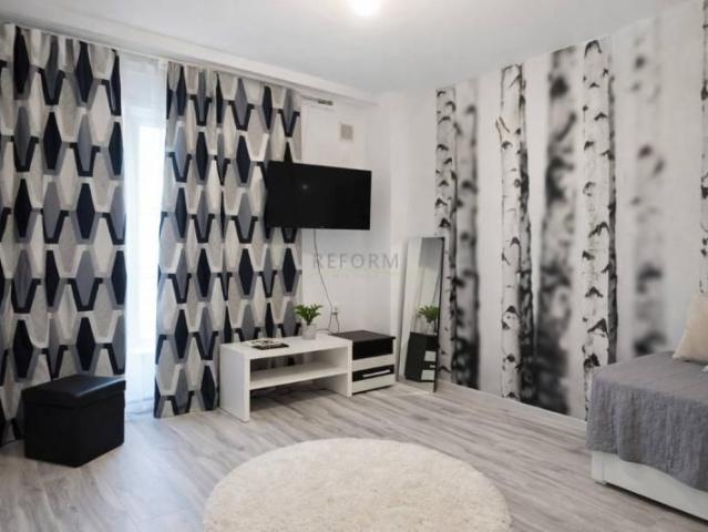 De inchiriat apartament cu o camera in zona ultracentrala