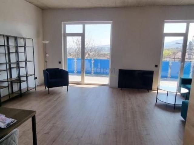 De inchiriat apartament in vila noua zona Andrei Muresanu