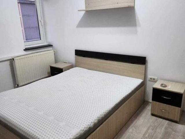 De închiriat apartament in bloc ANL