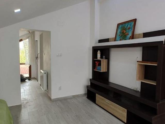 De inchiriat, apartament la casa Simeria zona Marmosim