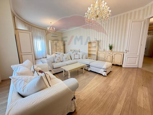 de închiriat apartament lux, exclusivist palatul vulturul negru