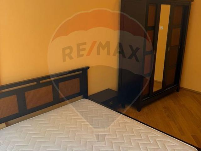 DE INCHIRIAT APARTAMENT LUX zona Vivo Mall