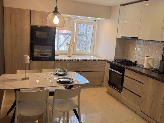 De Inchiriat Apartament modern Nerva Traian