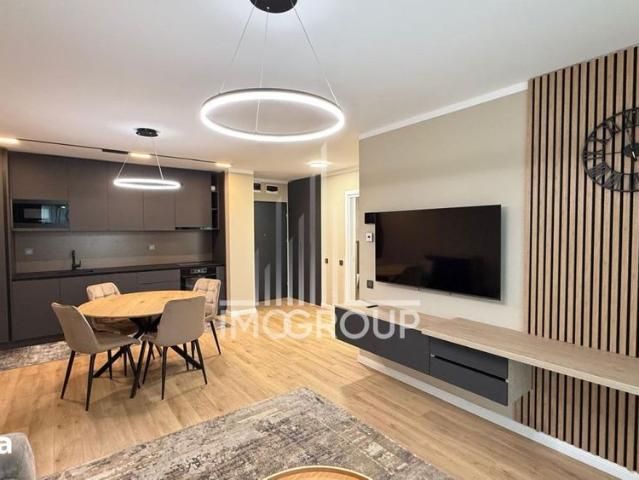De inchiriat apartament premium cu 2 camere garaj