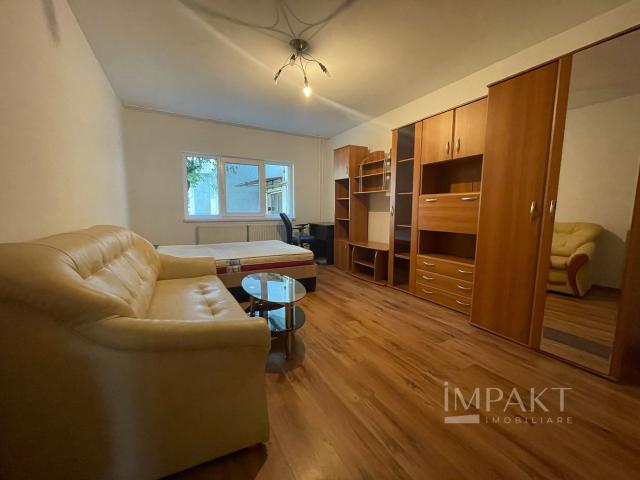 De Inchiriat Apartament Spațios, 3 camere decomandate – 78 mp Mănăstur