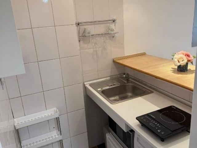 De închiriat – Garsonieră cochetă pe Calea Victoriei