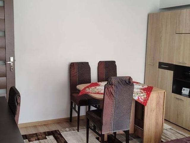 De inchiriat garsoniera cf1, mobilata și utilata, renovată, etaj 1