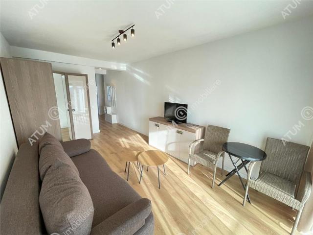 De inchiriat garsoniera la etajul 1 cu balcon si loc de parcare in cartierul Da Vinci din zona de Vest Sibiu