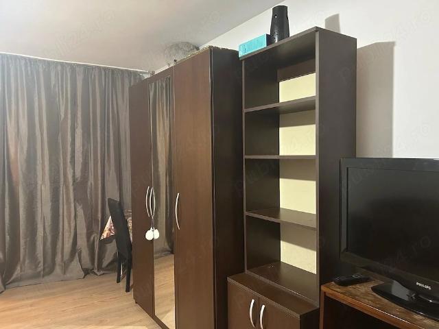 De închiriat garsoniera pentru o singura fata studenta