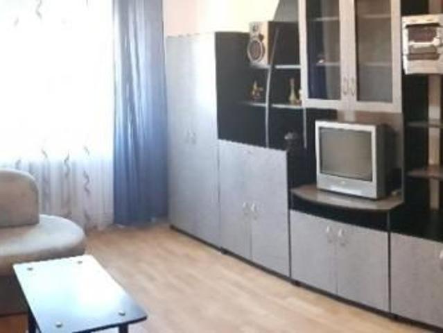De inchiriat Garsoniera situata in zona Cetate. Pret inchiriere: 180 Euro/luna