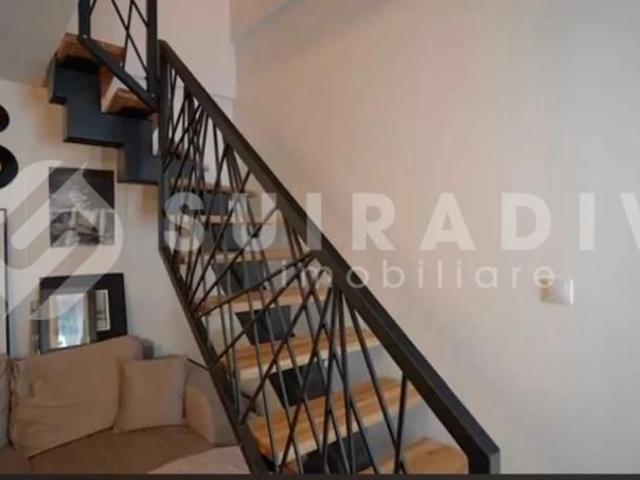 DE INCHIRIAT STUDIO CU CURTE PROPRIE SI PARCARE | ZONA SEMICENTRALA