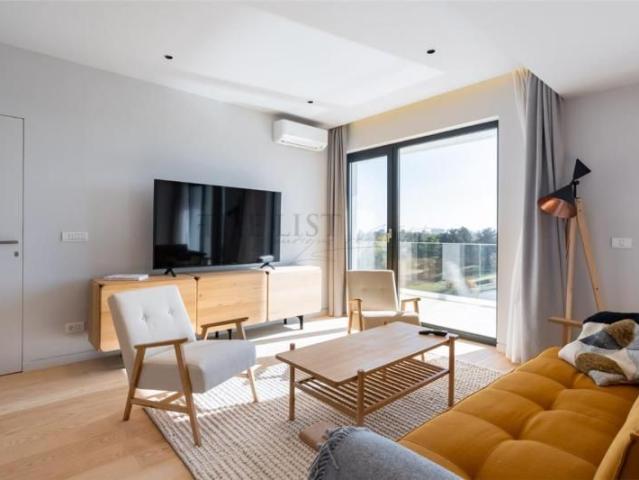 De Inchiriat | Penthouse cu 2 camere | Pipera