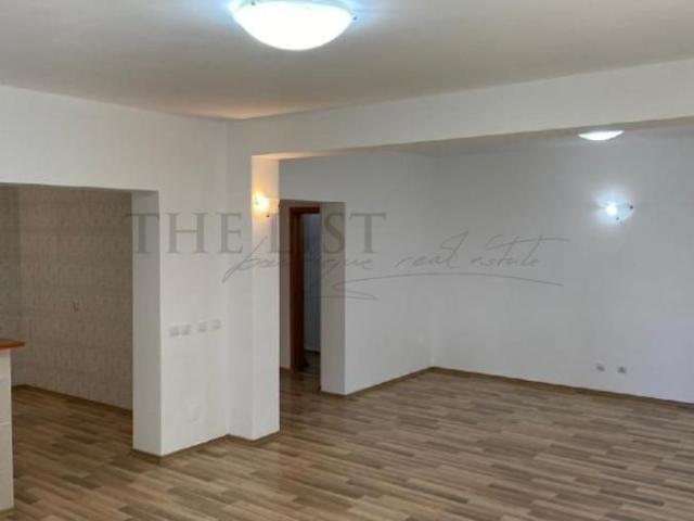 De inchiriat | Vila cu 4 camere | Erou Iancu Nicolae