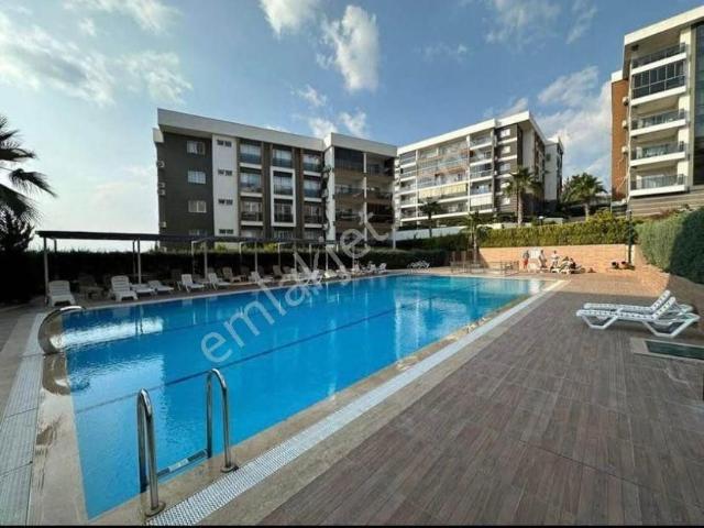 Değirmendere Sinerji Sitesinde 2+1 100m2 Son Derece Keyifli Özel Bahçeli Bahçekatı Daire