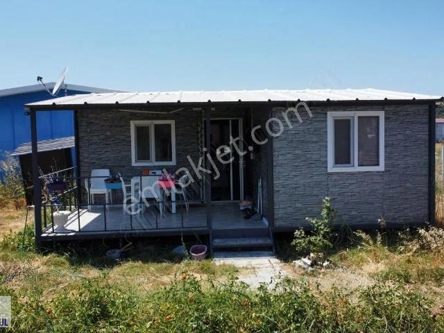 Değirmendere'de Eşyalı Kiralık 1+1 Prefabrik Ev 250 M² Bahçe