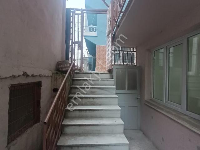 Değirmenlikızık Mahallesi 1+1 Kiralık Mustakil Giriş Daire !