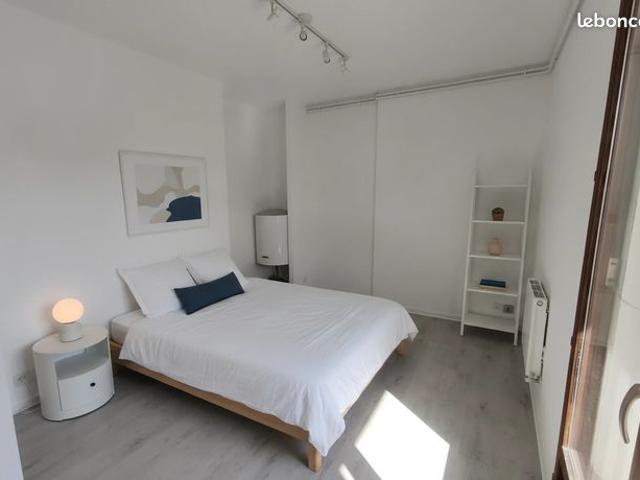 De nouveau disponible — T2 rénové avec balcon et garage — La Mouillère, Orléans