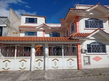 De Oportunidad Se Vende Hermosa Casa Tipo Americana En El Sur De Quito Negociable