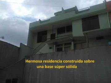 De Oportunidad se Vende Hermosa Propiedad Residencial en Centro de Santo Domingo