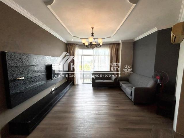 De Summit Condominium For Rent! Located at BDC