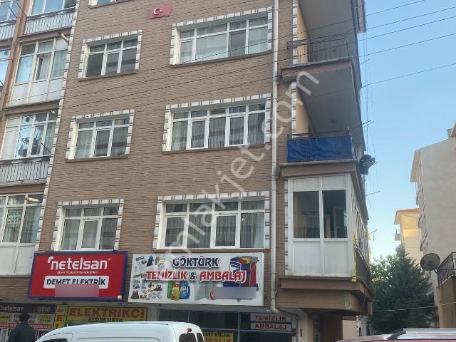 Demetlale 407.caddede eski 2 1.katta 3+1 Satılık Daire