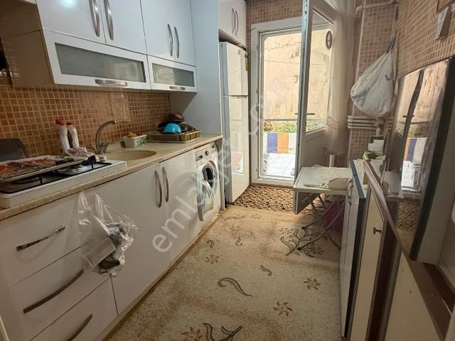Demetten Ordu Caddesi Yakını 2+1 Kapalı Mutfak Satılık Daire.